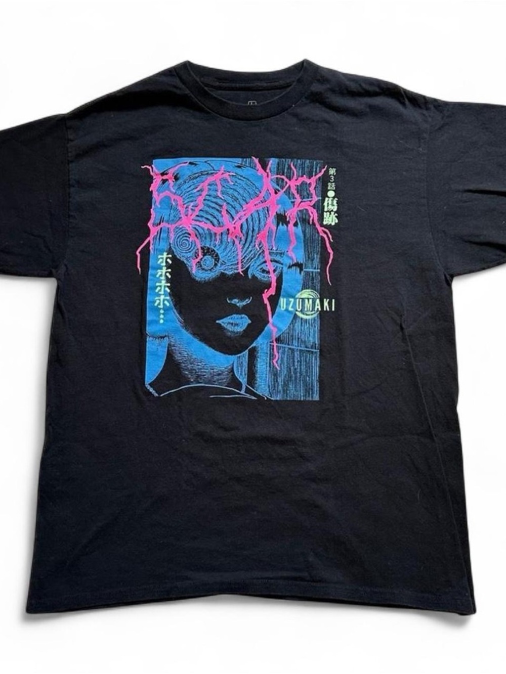 Uzumaki Graphic Black T-Shirt with Blue & Pink Print Mens large